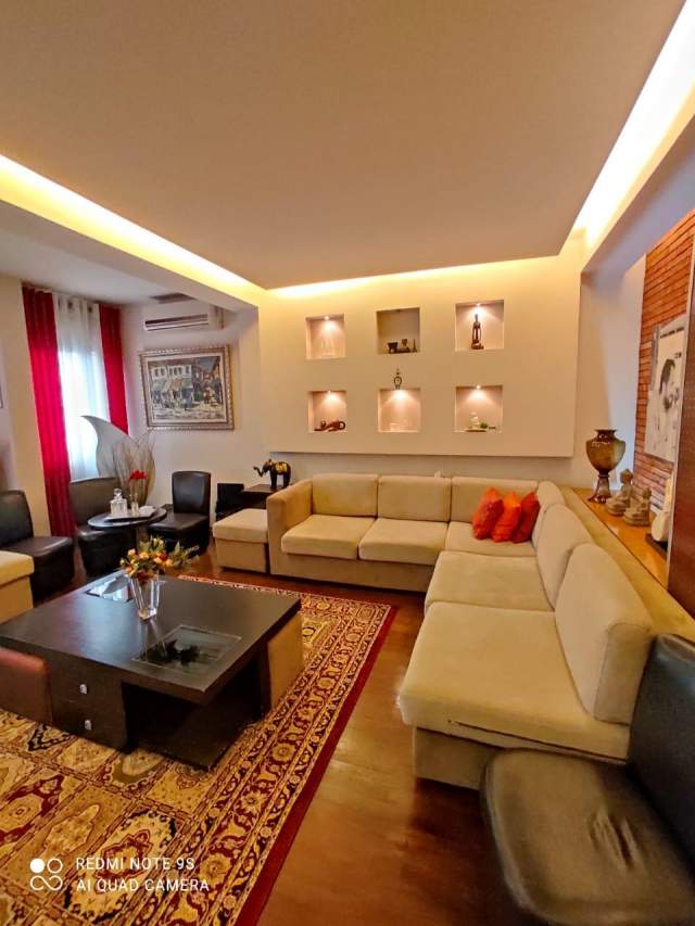 Tirane, shes apartament 3+1+A+BLK Kati 6, 161 m² 175.000 Euro (Ish Stacioni i Trenit..!!)
