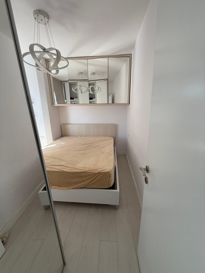 Tirane, jepet me qera apartament 1+1 Kati 11, 65 m² 500 € (komuna parisit)