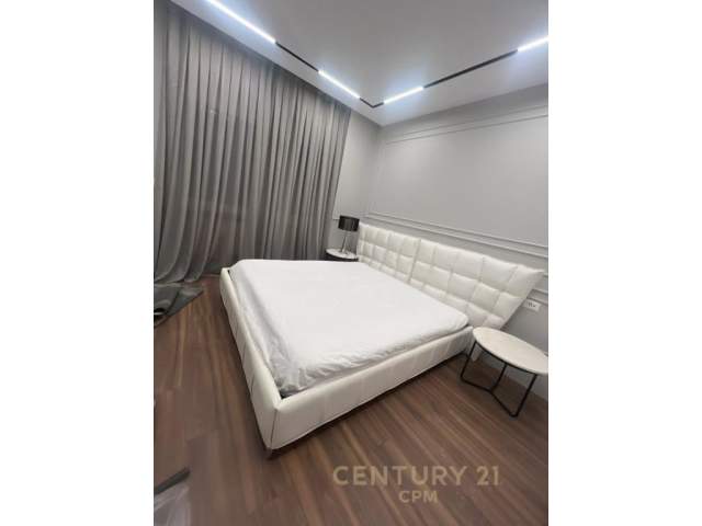 Tirane, jepet me qera apartament 2+1+BLK 1.200 Euro (liqeni i thate)
