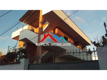 Tirane, shitet Vile 2 Kateshe , 318 m² 267.000 Euro (DON BOSKO PRANE SHINAVE TE TRENIT)