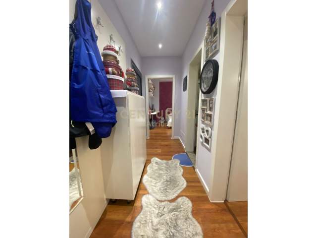 Tirane, shitet apartament Kati 4, 105 m² 190.000 Euro (Rruga e Kosovareve)