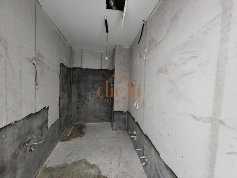 Tirane, shitet apartament 2+1+Ballkon , 136 m² 350.000 € (Lake View Residence)