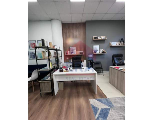 Tirane, shitet zyre Kati 2, 47 m² 135.000 Euro (Sheshi Willson)
