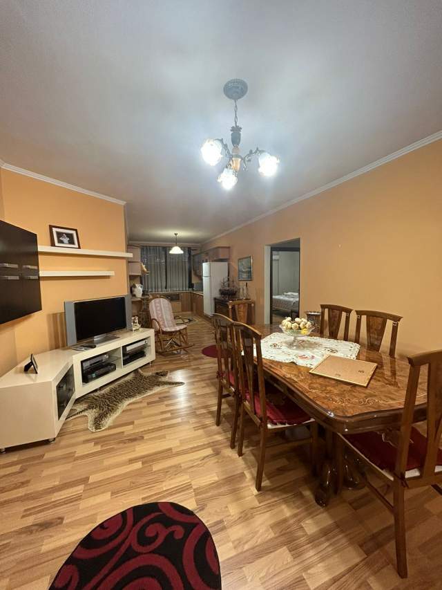 Tirane, jepet me qera apartament 2+1 +2  Kati 6, 130 m² 700 Euro  tek Rruga e Elbasanit