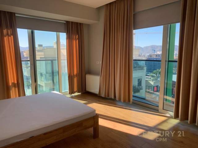 Tirane, jepet me qera apartament Kati 13, 120 m² 1.600 Euro (Air Albania Stadium)