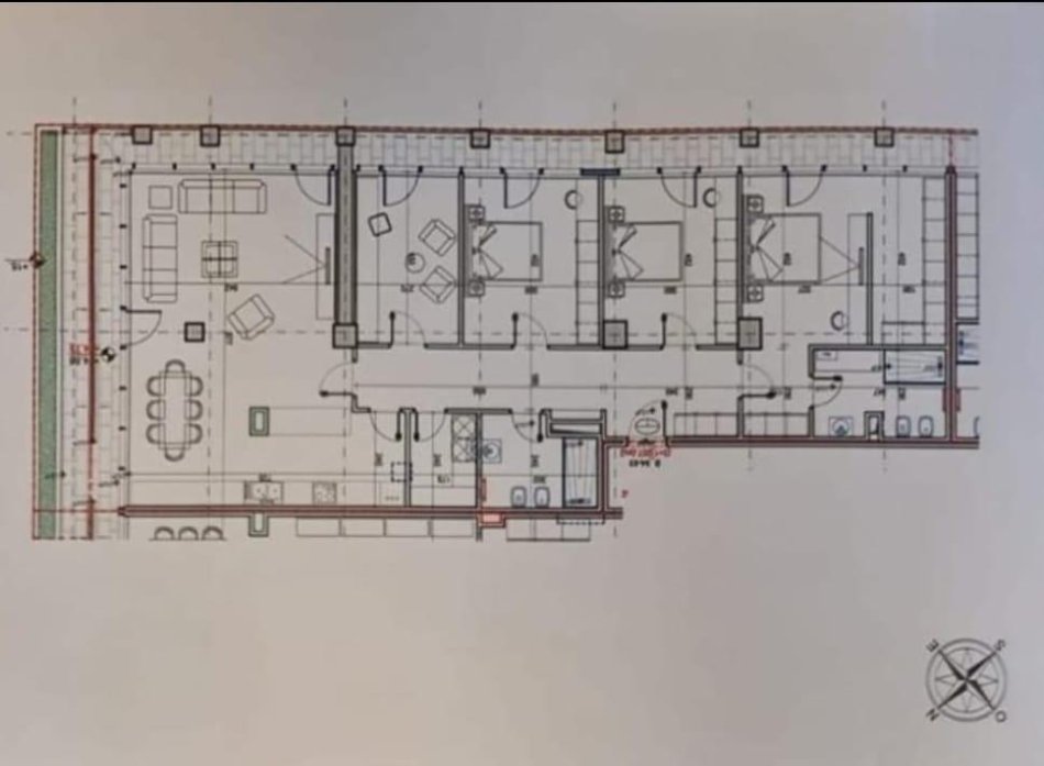 Tirane, jepet me qera zyre Kati 4, 242 m² 4.150 € (Lake View Residence)