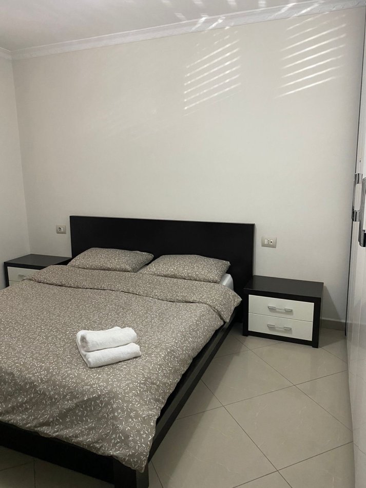 Tirane, shitet apartament 3+1 Kati 2, 90 m² 182,000 € (Pazar i Ri)