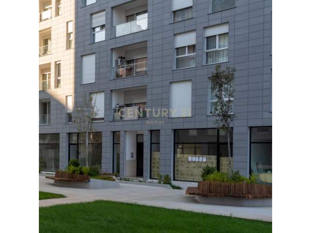 Tirane, jepet me qera ambjent biznesi Kati 0, 95 m² 800 Euro (Rruga Don Bosko)