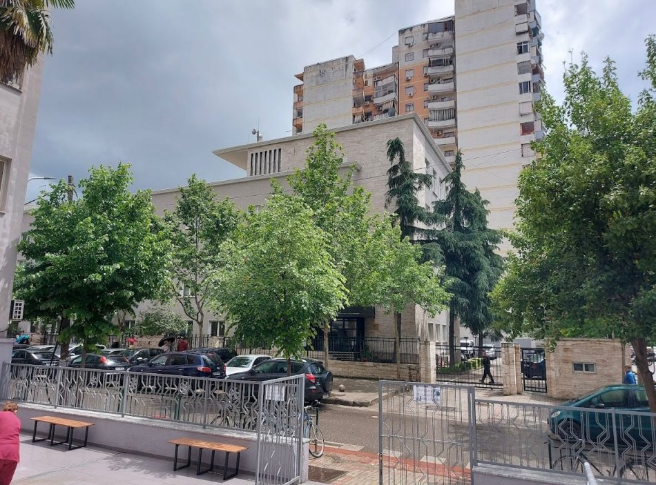 Tirane, shitet ambjent biznesi Kati 1, 53 m² 250.000 € 