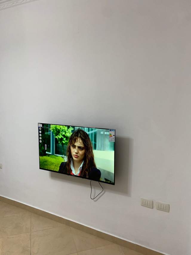 Tirane, jepet me qera apartament 1+1 Kati 1, 40 m² 35.000 Leke (Gjimnazi Partizani)