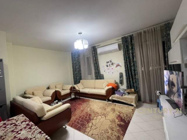 Tirane, shitet apartament 2+1+BLK Kati 3, 94 m² 130.000 Euro