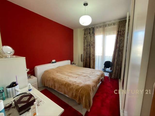 Tirane, shitet apartament 2+1+BLK Kati 3, 94 m² 130.000 Euro