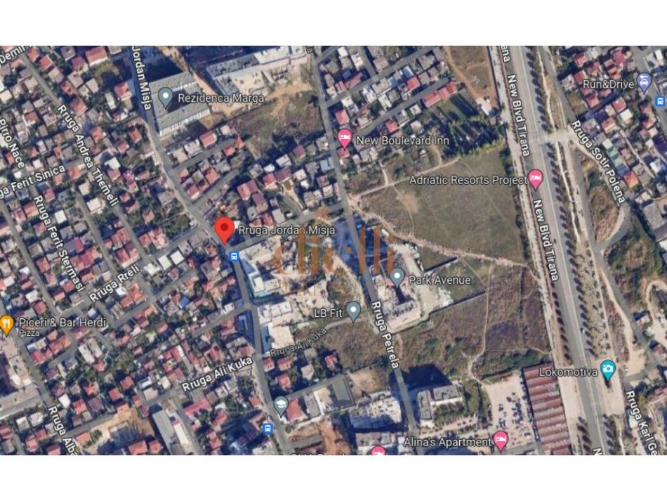 Tirane, shitet apartament 2+1+Ballkon Kati 2, 105 m² 165.000 € (Rrugen Jordan Misja tek Bulevardi i Ri)