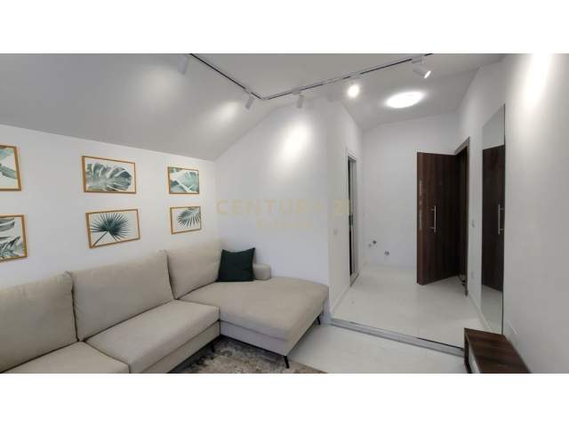 Tirane, jepet me qera apartament 1+1 Kati 8, 500 Euro (21 dhjetori)