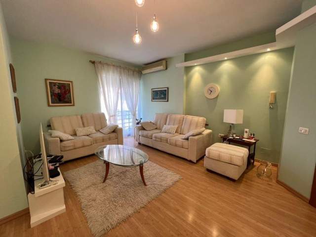 Tirane, shitet apartament 2+1+BLK Kati 3, 102 m² 169.000 Euro (Rruga e Bogdaneve)