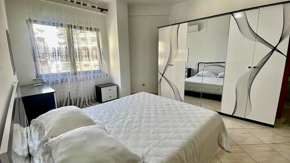 Tirane, shitet apartament 2+1+Aneks+Ballkon Kati 8, 116 m² 205.000 € (St, Trenit afer Qendres)
