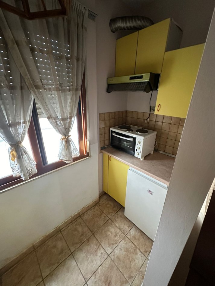 Tirane, jepet me qera apartament 1+1 Kati 6, 75 m² 400 € (Vasil Shanto)