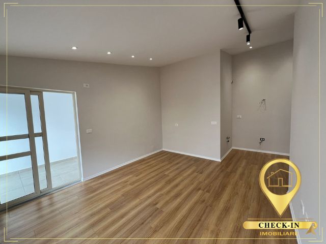 Durres Plazh, shitet apartament ne plazh 1+1+Aneks+Ballkon Kati 8, 68 m² 90.000 € (Rruga Pavaresia)