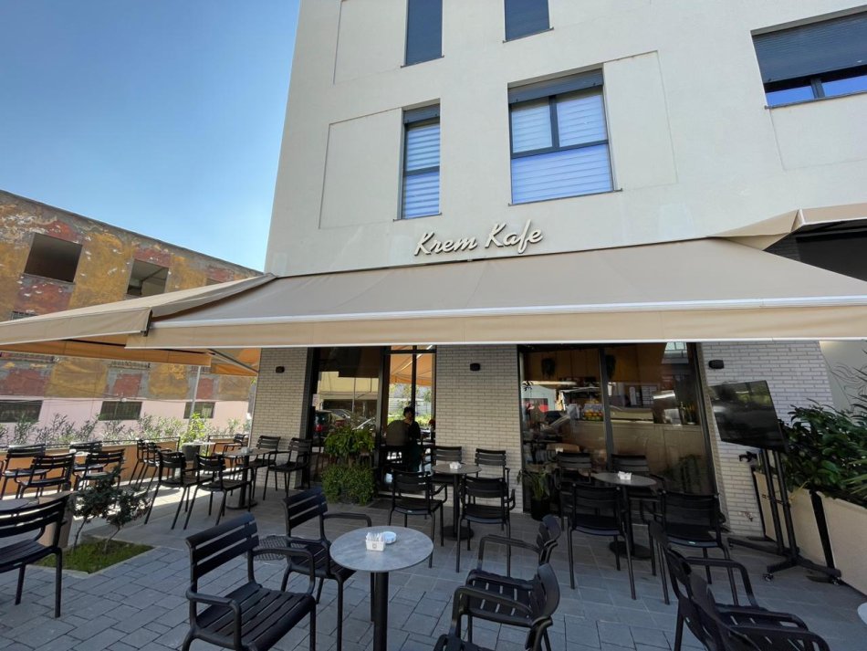 Tirane, shitet ambjent biznesi Kati 1, 80 m² 57.000 € (Kompleksi Asl)