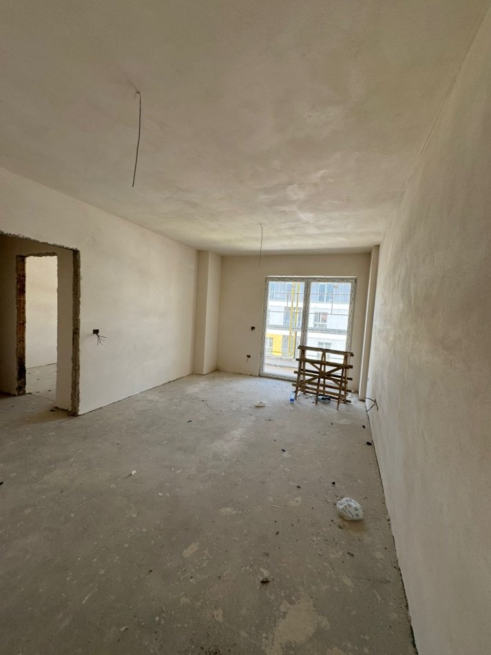 Tirane, shitet apartament 2+1+Ballkon Kati 7, 93 m² 93.000 € (Univers City Faze Perfundimi 1000€/m2 Okazion)