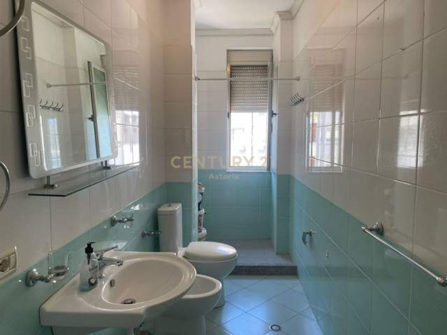 Tirane, shitet apartament 2+1 Kati 5, 66 m² 68.000 Euro (ASTIR)