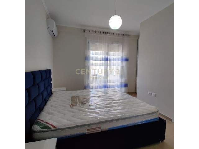 Tirane, jepet me qera apartament 2+1+BLK Kati 3, 110 m² 570 Euro (kopshti Zologjik)