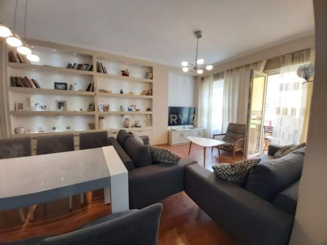 Tirane, shitet apartament 2+1+BLK Kati 3, 120 m² 10.500 Euro (fresk)