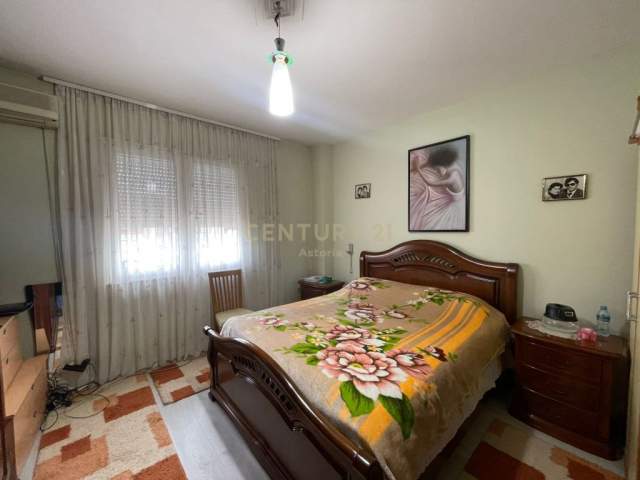 Tirane, shitet apartament 3+1+BLK Kati 6, 135 m² 223.000 Euro (Komuna e Parisit)