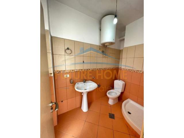 Tirane, shitet apartament 2+1+BLK Kati 2, 122 m² 225.000 Euro (Komuna Parisit)