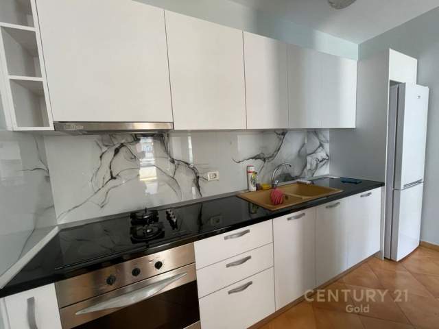 Tirane, jepet me qera apartament 1+1+BLK Kati 3, 70 m² 380 Euro (KODRA E DIELLIT)