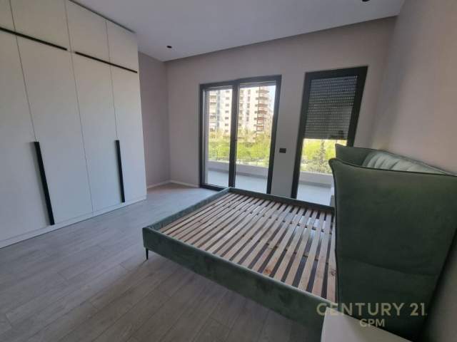 Tirane, jepet me qera apartament 3+1+BLK Kati 3, 176 m² 1.500 Euro (KOMPLEKSI DELIJORGJI)