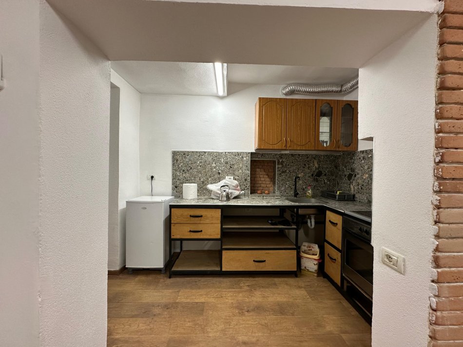 Qira, Apartament 1+1 “Pazari i Ri” ,Tiranë.