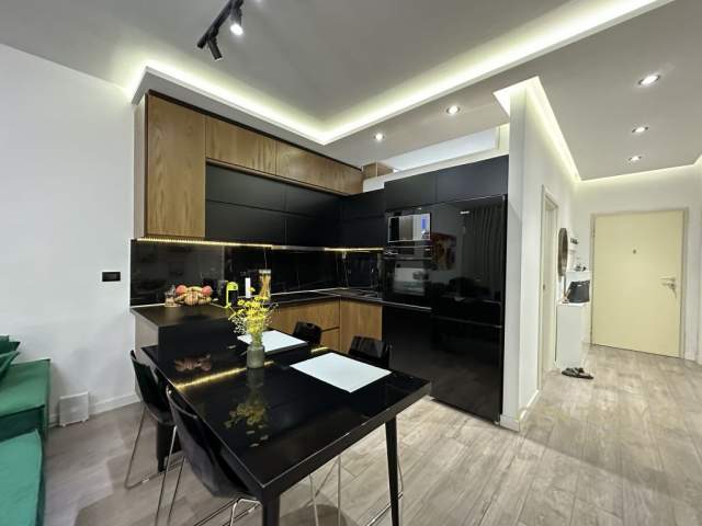 Tirane, jepet me qera apartament 2+1 Kati 2, 70 m² 600 Euro