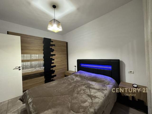 Tirane, jepet me qera apartament Kati 2, 70 m² 600 Euro (rruga komuna e parisit)