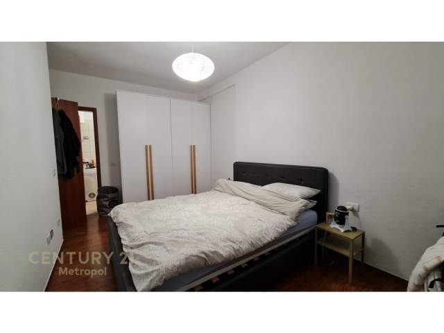 Tirane, shitet apartament Kati 8, 92 m² 83.000 Euro (YZBERISHT)
