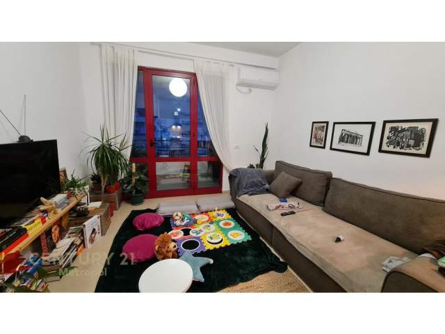 Tirane, shitet apartament Kati 8, 92 m² 83.000 Euro (YZBERISHT)
