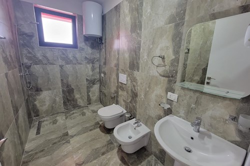 Tirane, shes apartament 1+1+BLK Kati 6, 65 m² 81.250 Euro (Teodor Keko)