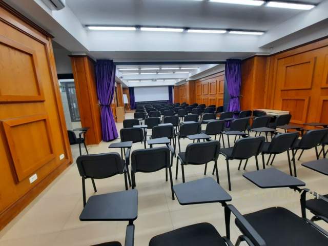 Tirane, jepet me qera ambjent biznesi 7.000 Euro (rruga e dibres)
