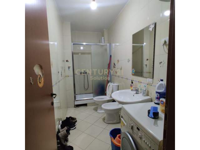 Tirane, shitet apartament 1+1+BLK Kati 1, 72 m² 77.000 Euro (Ruga e Dibres)