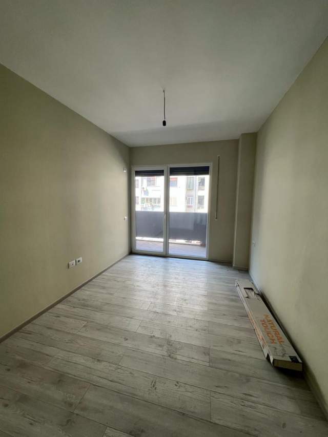 Tirane, shes apartament 1+1+BLK Kati 5, 68 m² 95.000 Euro (Kompleksi Panorama)