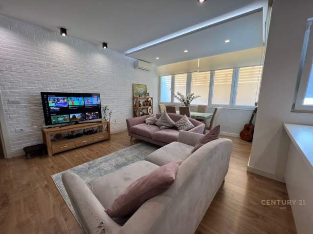Tirane, shitet apartament 2+1+A+BLK Kati 6, 109 m² 189.000 Euro (Kristal Center)