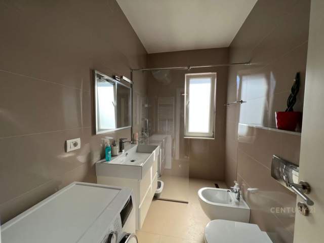 Tirane, shitet apartament 2+1+A+BLK Kati 6, 109 m² 189.000 Euro (Kristal Center)