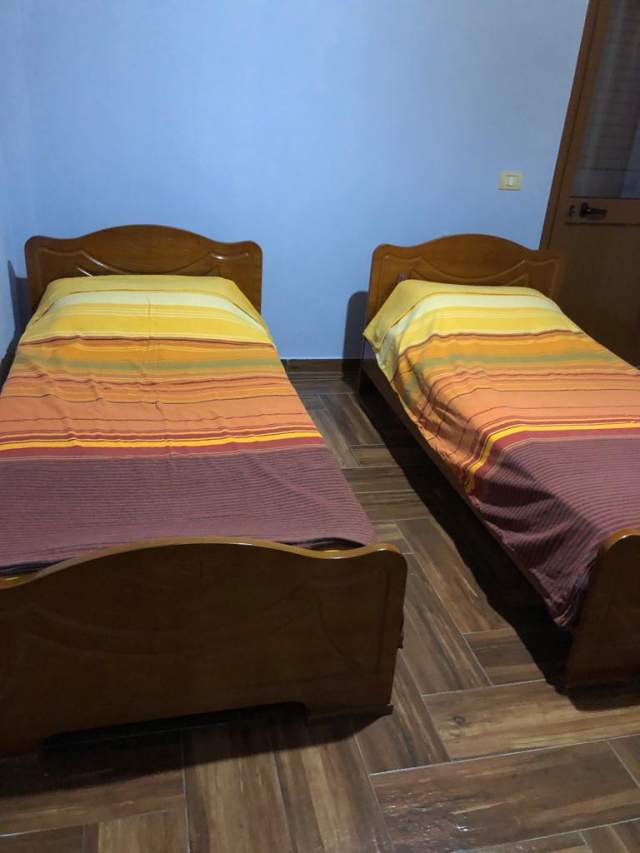 Tirane, jepet me qera Vile 2+1+BLK Kati 3, 80 m² 500 Euro (rruga 3 vellezerit kondi)