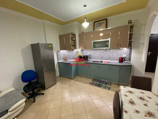 Shqiperi, jepet me qera apartament 1+1+BLK Kati 2, 77 m² 380 Euro (Rruga Dhimiter Konomi, Vlore)