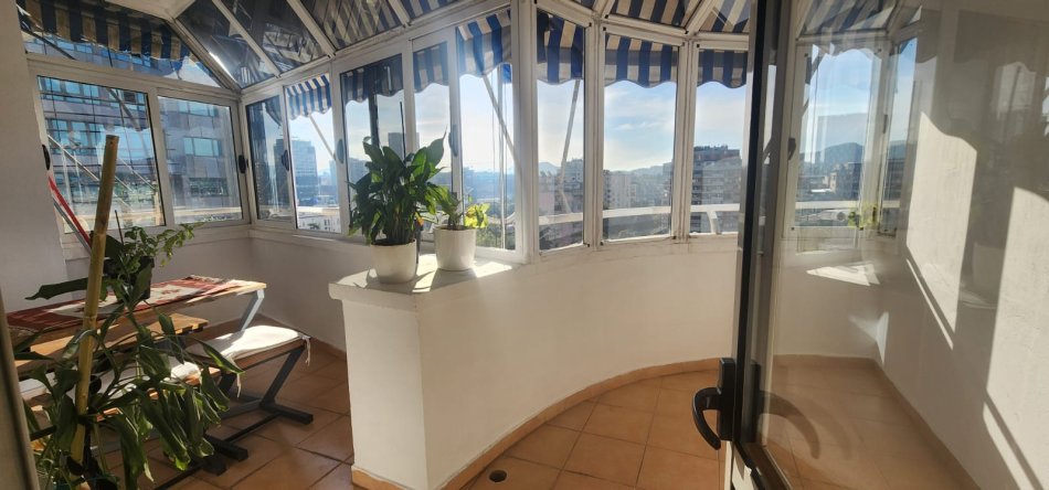 Tirane, jepet me qera apartament 2+1 Kati 11, 145 m² 1.500 € (Bllok)
