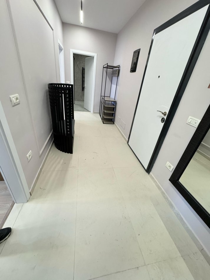 Tirane, jepet me qera apartament 2+1 Kati 2, 100 m² 750 € (ish fusha e aviacionit)