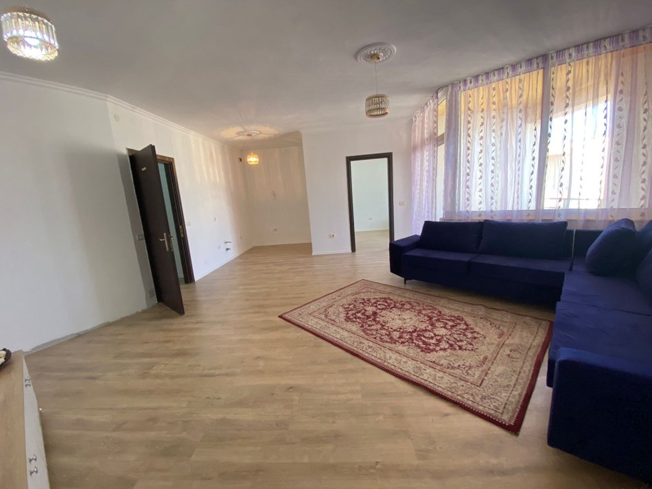 Tirane, shitet apartament 2+1 Kati 9, 105 m² 125.000 € (Astir)
