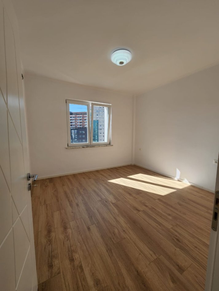 Tirane, shitet 2+1 Kati 7, 95 m² 210.000 € (Zogu i Zi)