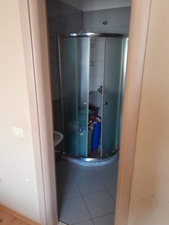 Tirane, shes apartament 2+1+BLK Kati 3, 100 m² 95.000 Euro (FRESK)