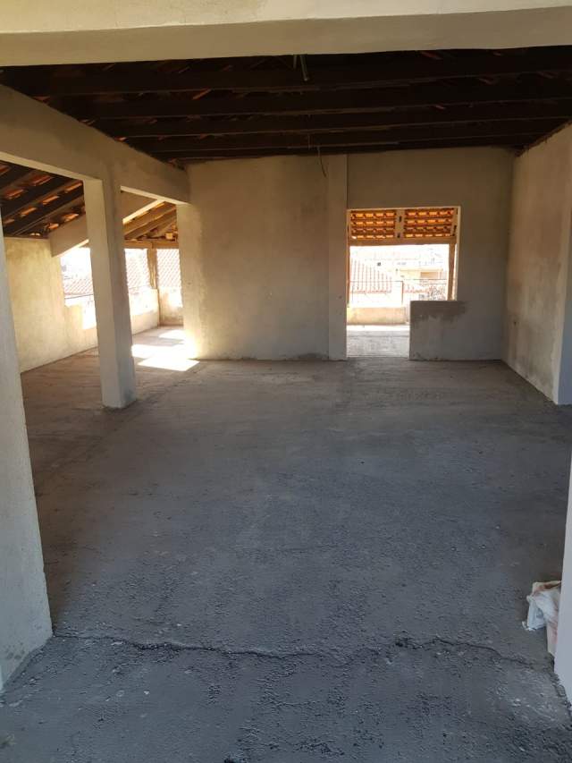 Elbasan, shitet shtepi 333 m² 100.000 Euro